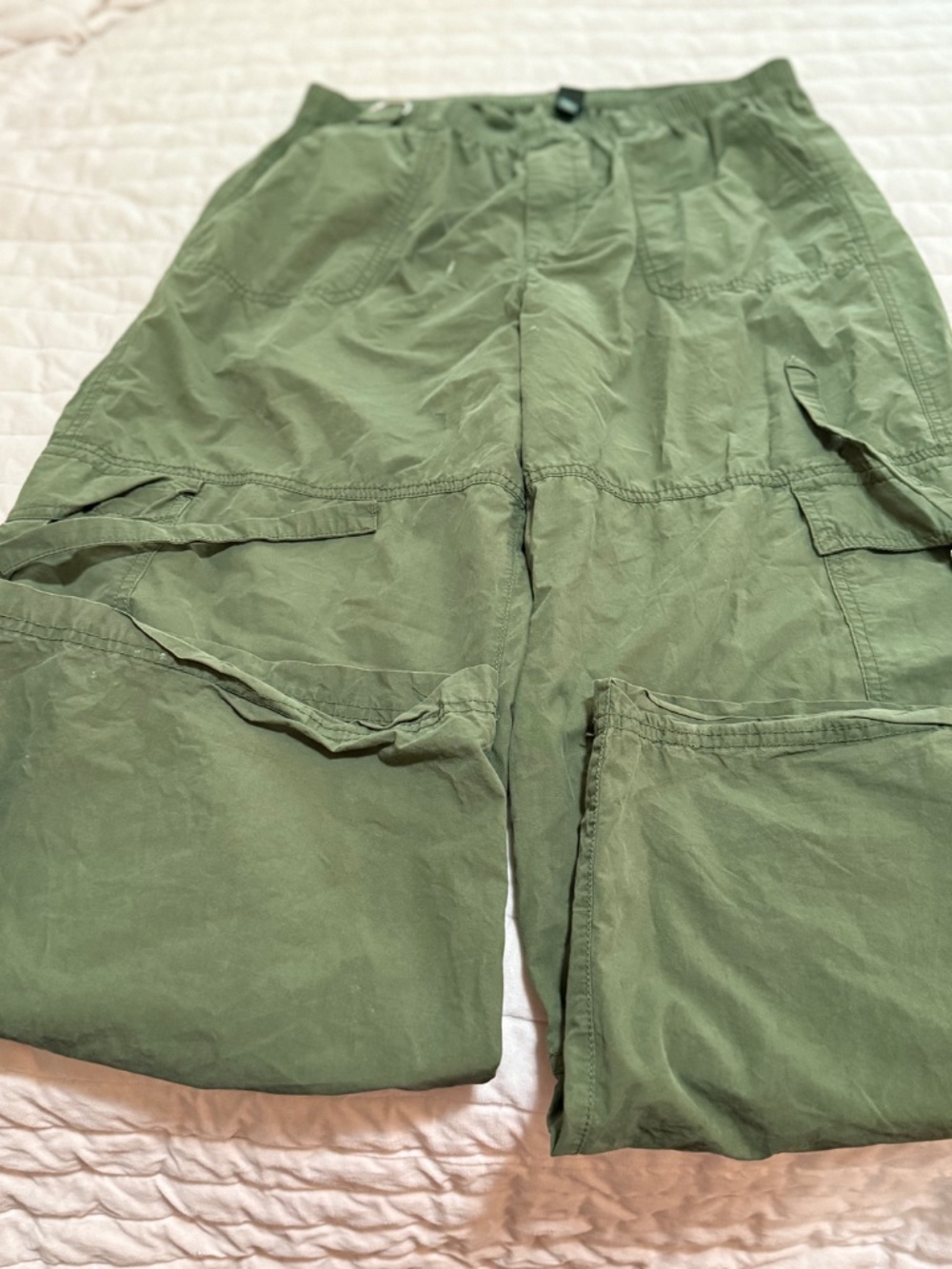 wild fable 100% cotton cargo pants Large army green 30in. inseam - Picture 4 of 10